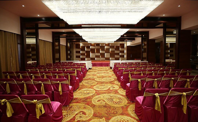 Others 4, Regency Square, Gwalior