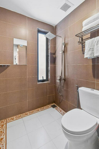 Bathroom 3, Amis Hotel & Apartment, Da Nang