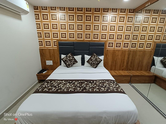 Others 3, Hotel Penark, Ahmadabad