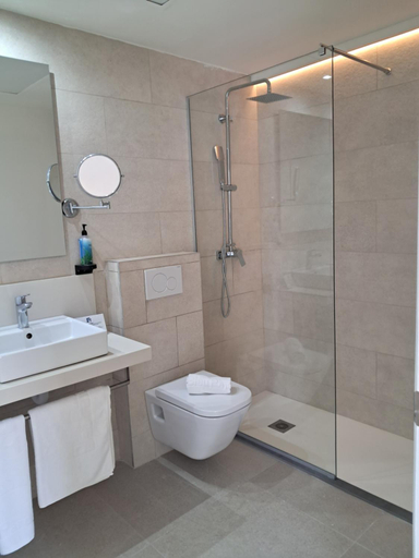Bathroom 4, Hotel El Pinar, Baleares