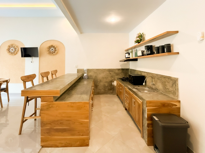 Others 4, Luxury Villa Devi Canggu BatuBolong 3BR 10Guests, Badung