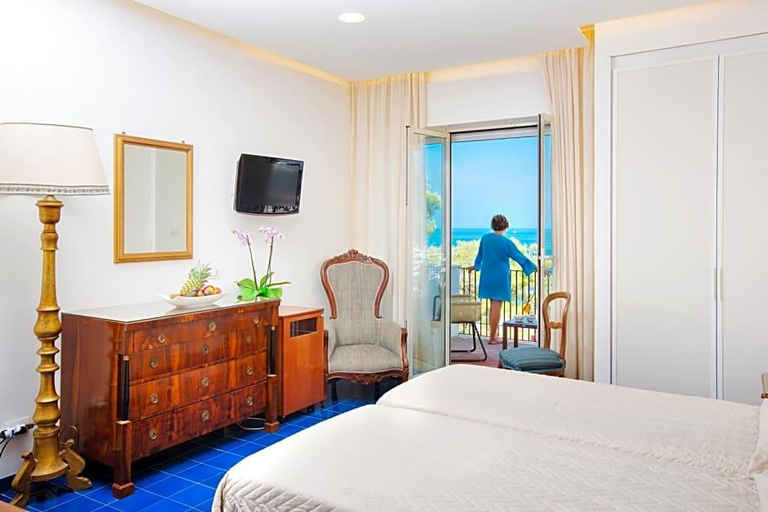 Bedroom 3, Hotel Le Axidie, Napoli