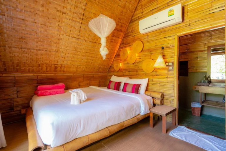 Bedroom 2, Luxury Farm House, Pai