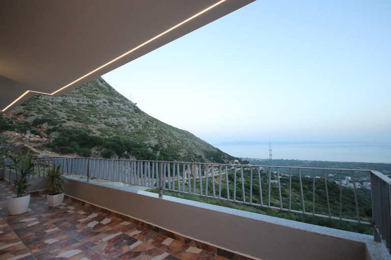 Others 5, W Cika Hotel, Sarandës