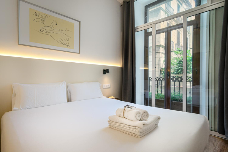Bedroom 4, Happy Apartments, Barcelona