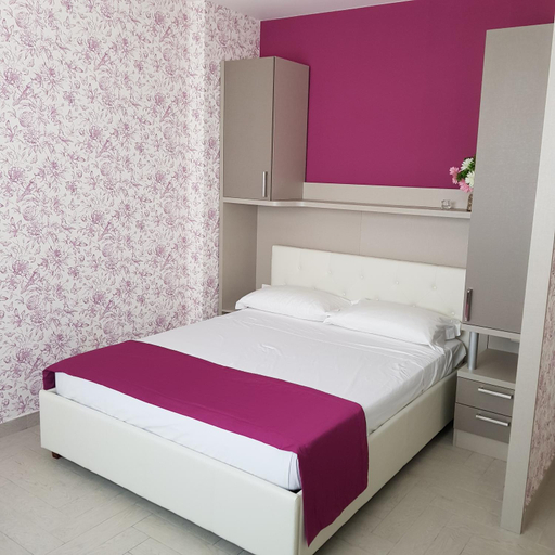Others 4, Eden Room, Barletta-Andria-Trani