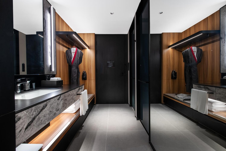 Bathroom 5, IntercityHotel Shenzhen Bay, Shenzhen