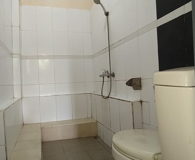 Bathroom 5, Villa Beverly Lembang, Bandung