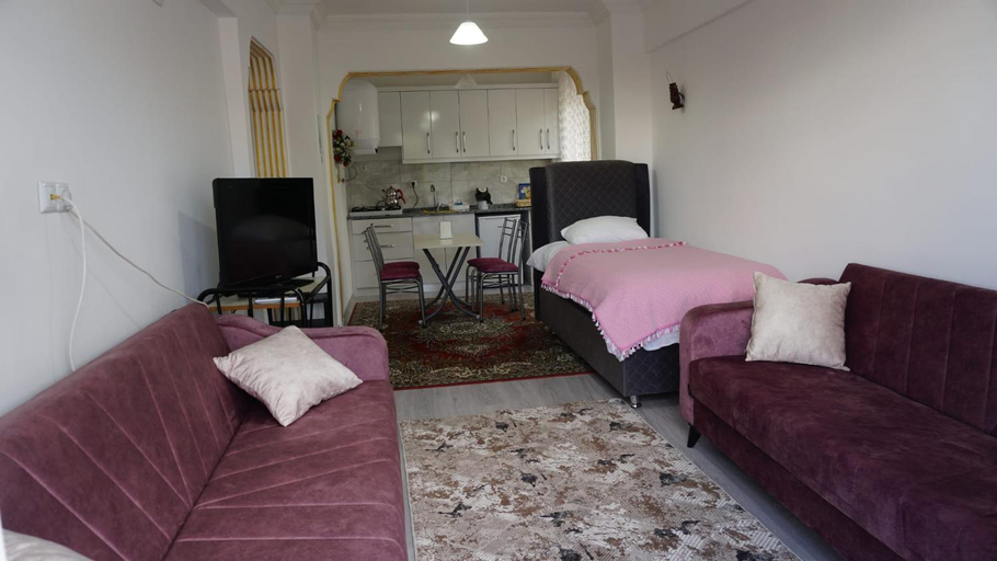 Bedroom 2, Karanfil Pansiyon, Yeşilova