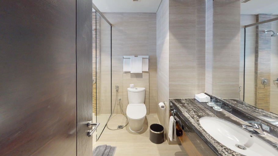 Bathroom 18