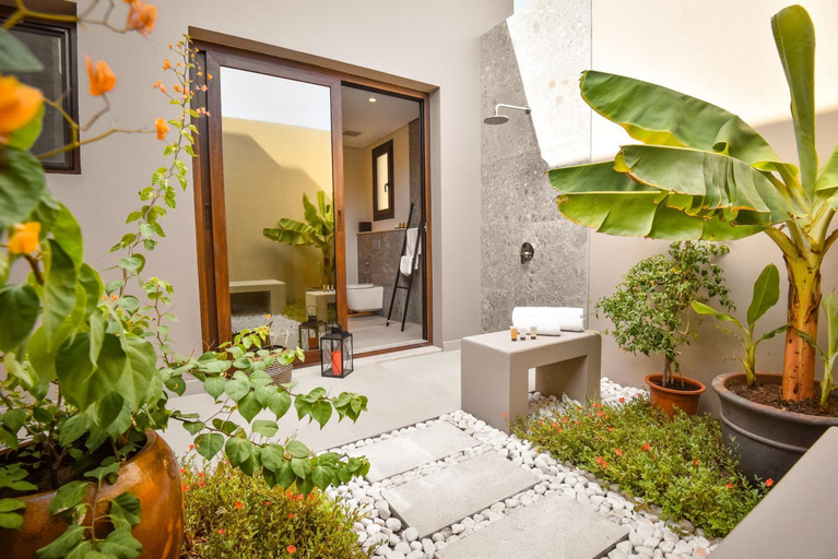 Others 5, Villa Palmview, Taqah