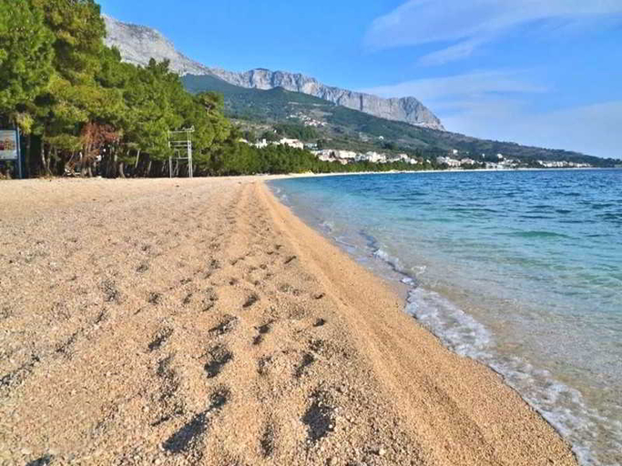 Others 2, Renata, Makarska