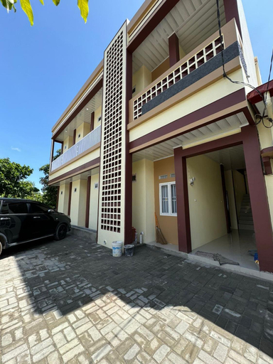 Exterior view 5, Ben And Ethan Rooms, Toba