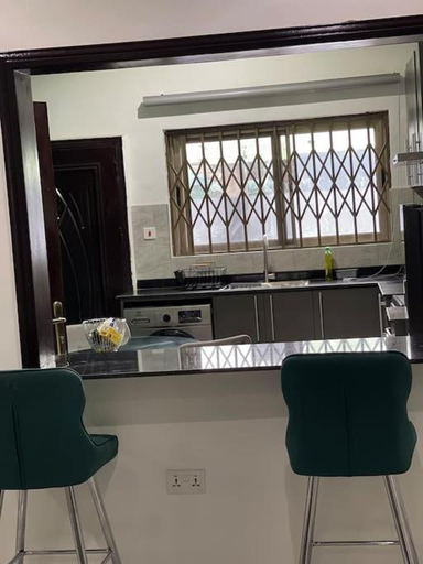 Others 3, Spacious 2 bedroom apartment, Accra