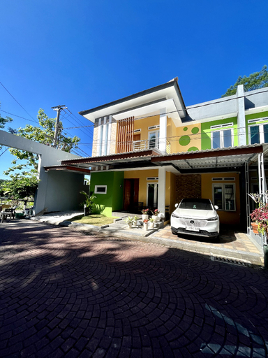 Exterior 4
