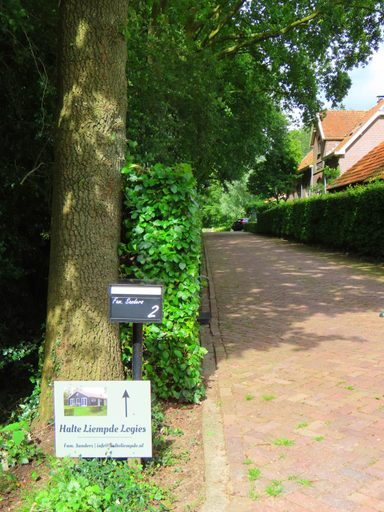 Others 2, Halte Liempde Logies, Boxtel