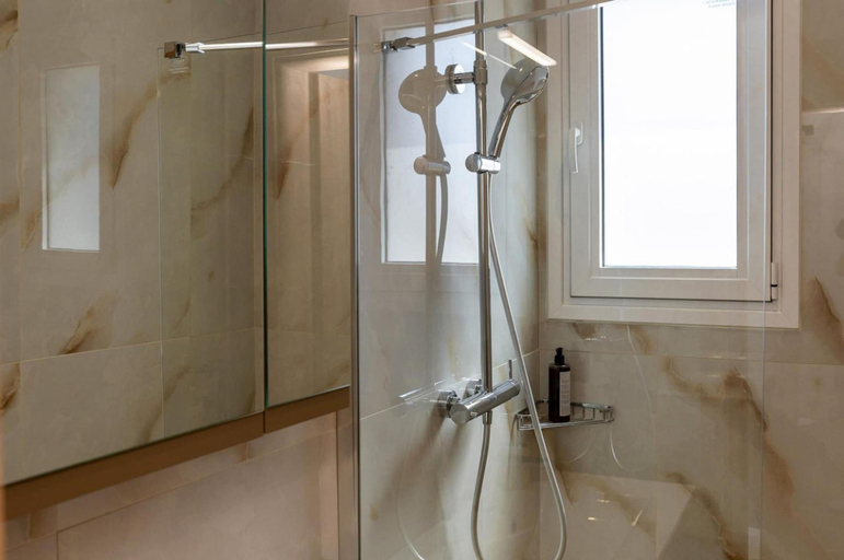 Room 3, Casa di Pietra With 2 Bedrooms and 3 Bathrooms, Ionian Islands