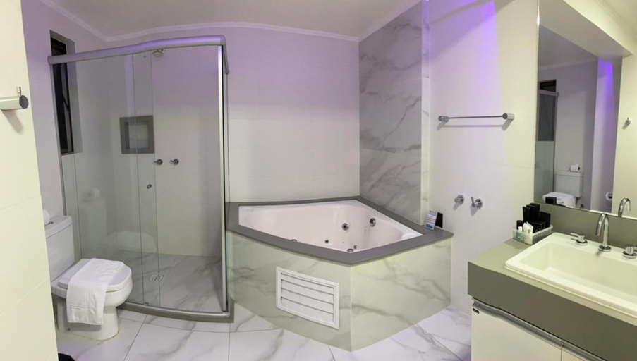 Bathroom 5, Aquarius Hotel Flat Residence, Santa Cruz do Sul