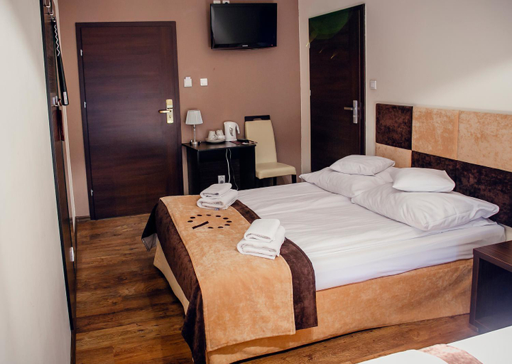 Bedroom 8