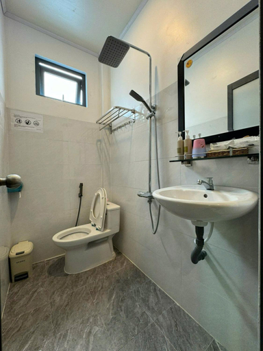 Bathroom 4, An Phú Villa, Phú Quý