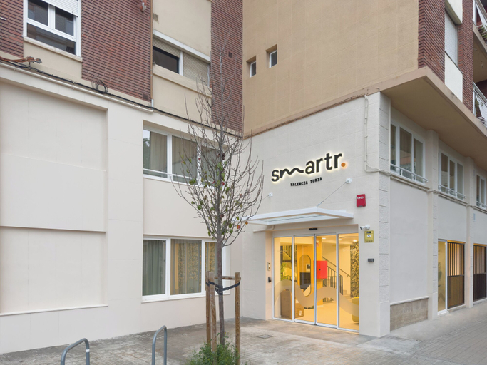 Exterior & Views 2, Smartr Valencia Turia, Valencia