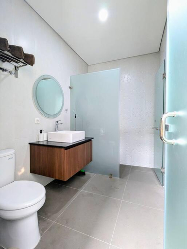 Bathroom 5, Cottonwood Salvia - Jacuzzi Pool BBQ Pingpong, Bandung