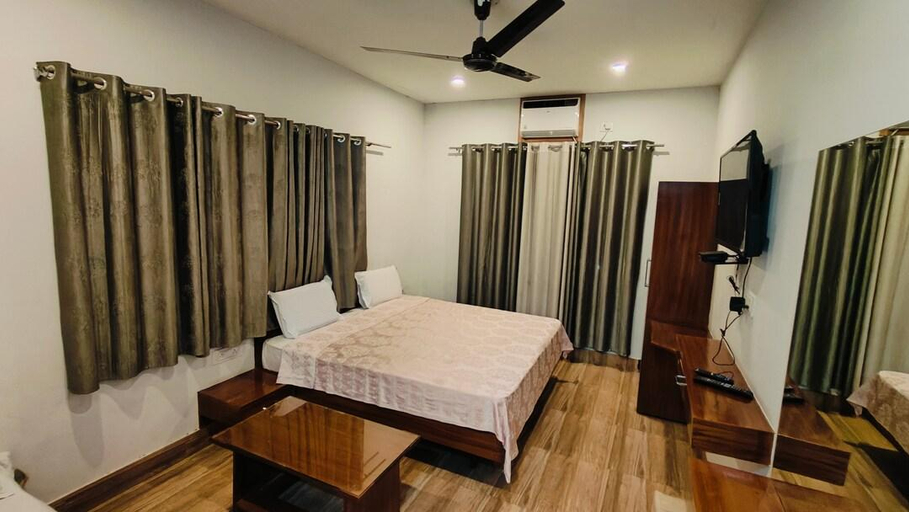 Others 4, Hotel Lovekush , Garhwal