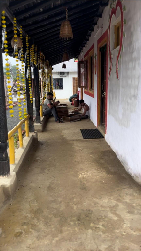 Lobby, Madai Resort, Dhar