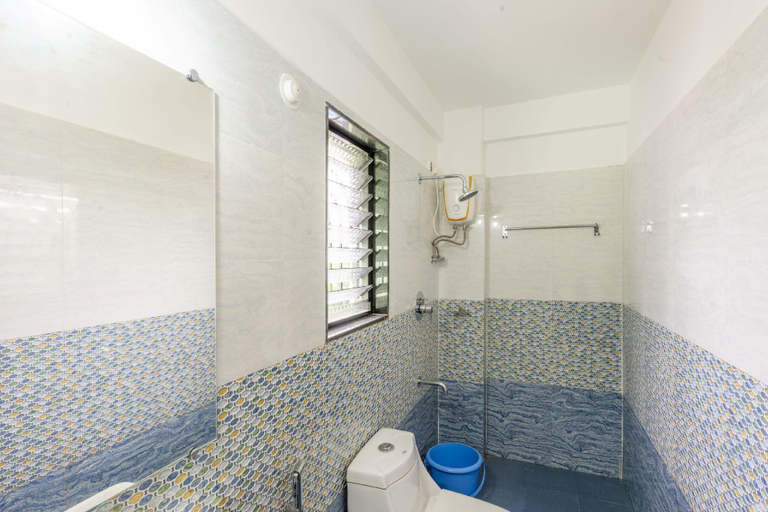 Bathroom 5, Green Village Resort, North Goa