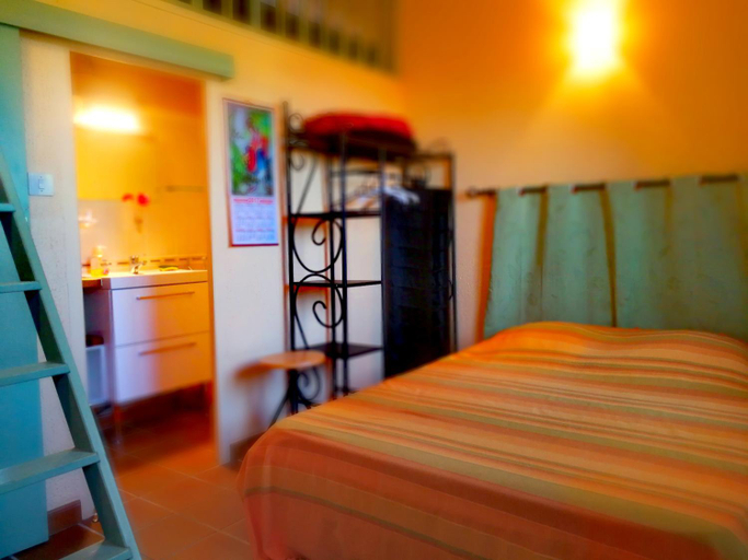 Bedroom 3, Les Gites du Mas des Cigales, Gard