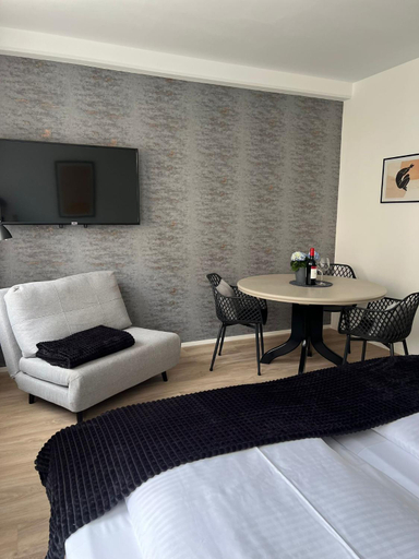 Bedroom 4, Alpha Rooms, Rems-Murr-Kreis