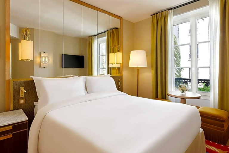 Bedroom, Mercure Paris Champs Elysees Hotel, Paris