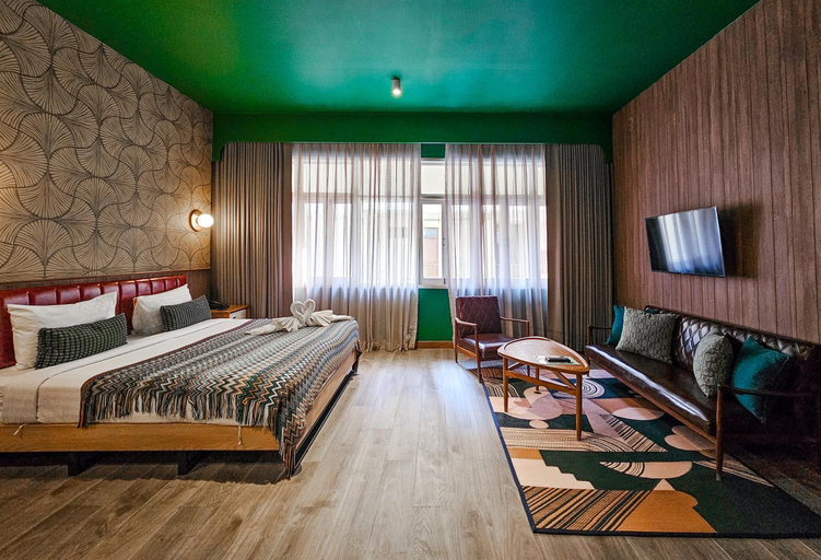 Bedroom 12