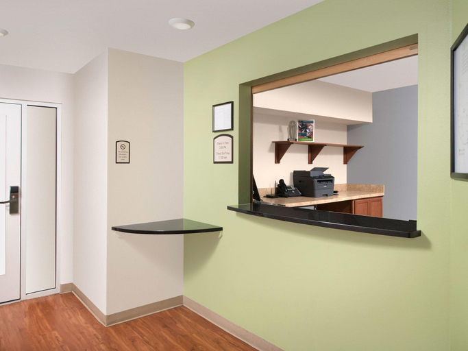 Public Area 2, Extended Stay America Select Suites - Colorado Springs, El Paso