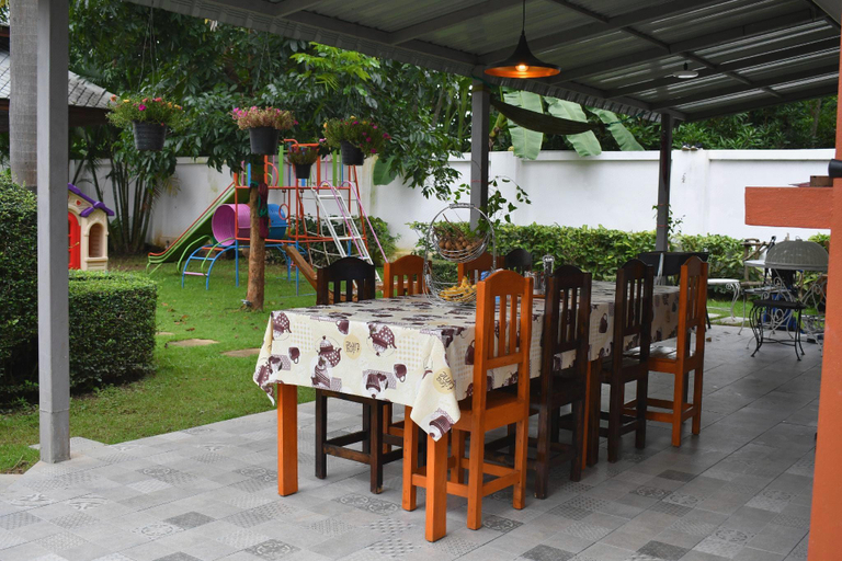Food & Drinks 3, Rungnara pool villa, San Sai
