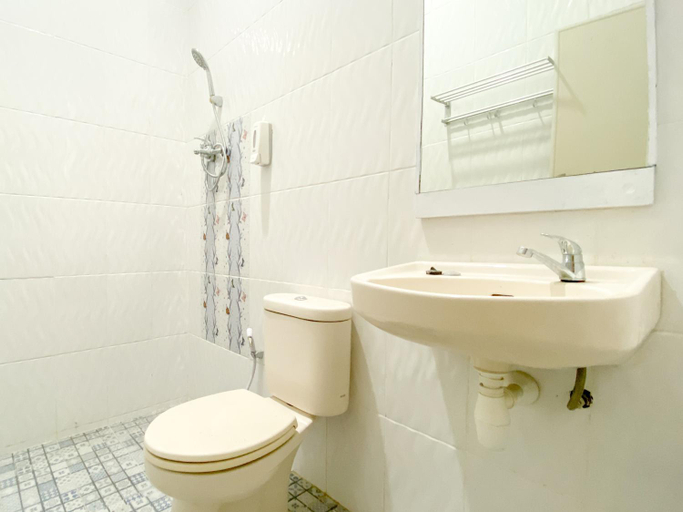 Bathroom 5