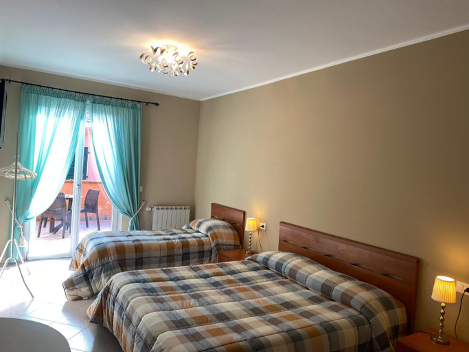 Bedroom 6