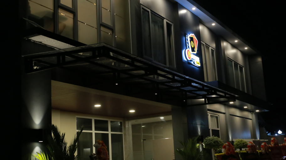 Exterior & Views 2, AS HOTEL, Tegal