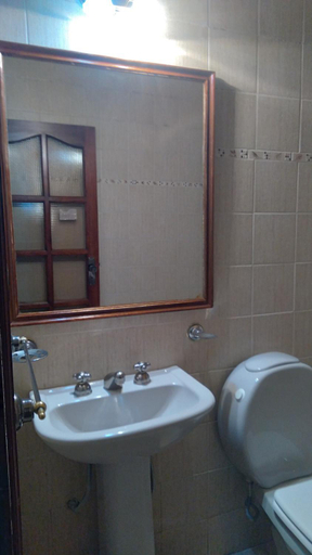 Bathroom 3, Hosteria Camino del Inca, Humahuaca