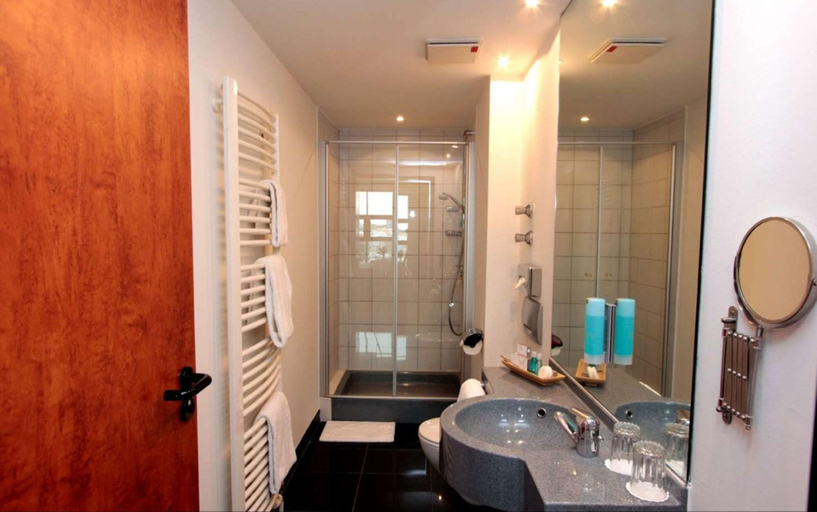 Bathroom 5, ARA-Hotel Comfort, Ingolstadt