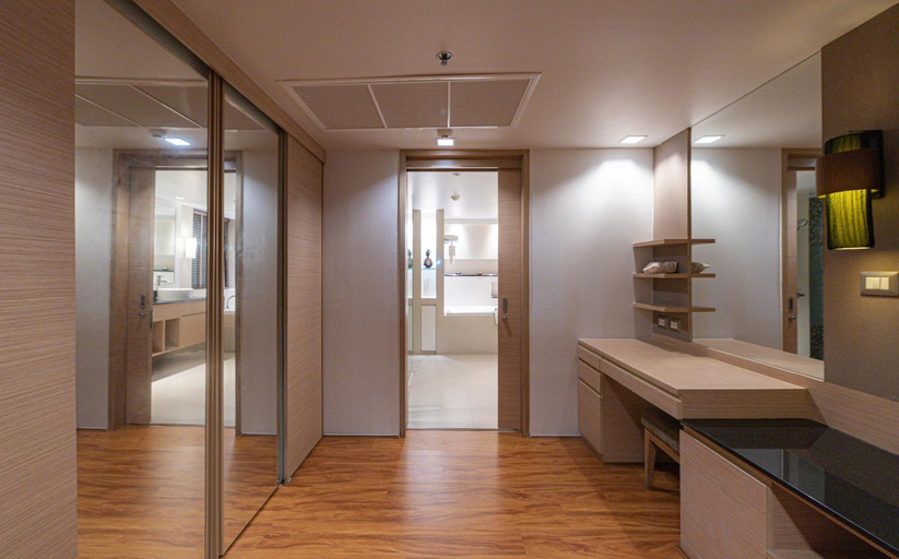 Bathroom 22