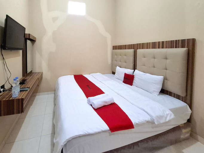 Bedroom 12
