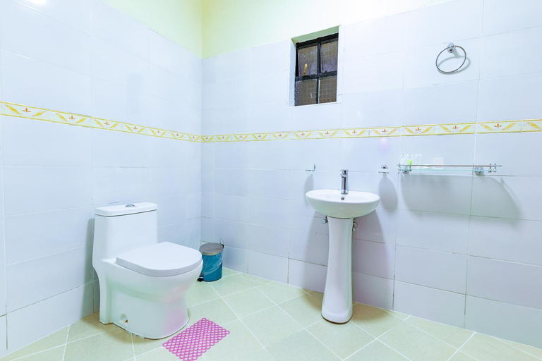 Bathroom 3, Markson Suites, Dagoretti North