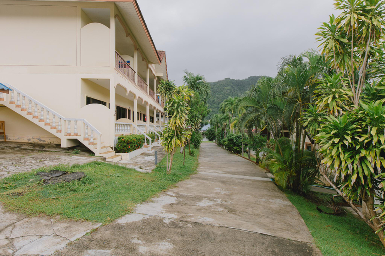 Public Area 3, Kataonsea Bungalows, Pulau Phuket