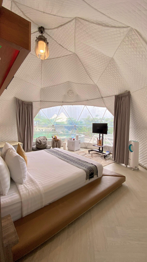 Bedroom 3, De Pointe Resort & Resto, Bogor
