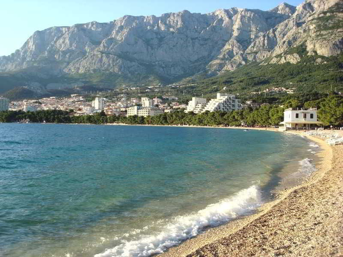Others 4, Renata, Makarska