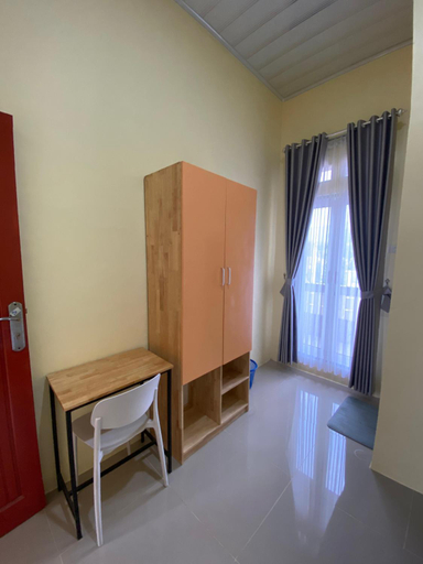 Ben And Ethan Rooms, Toba