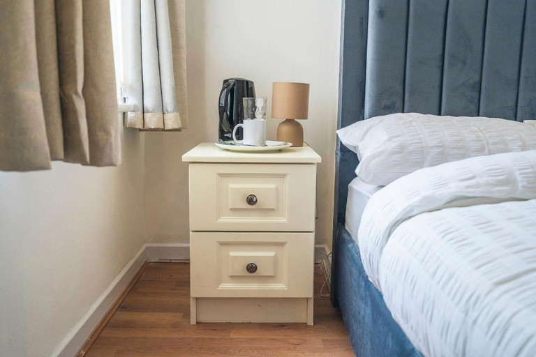 2, Majestic Inn Liverpool, Sefton