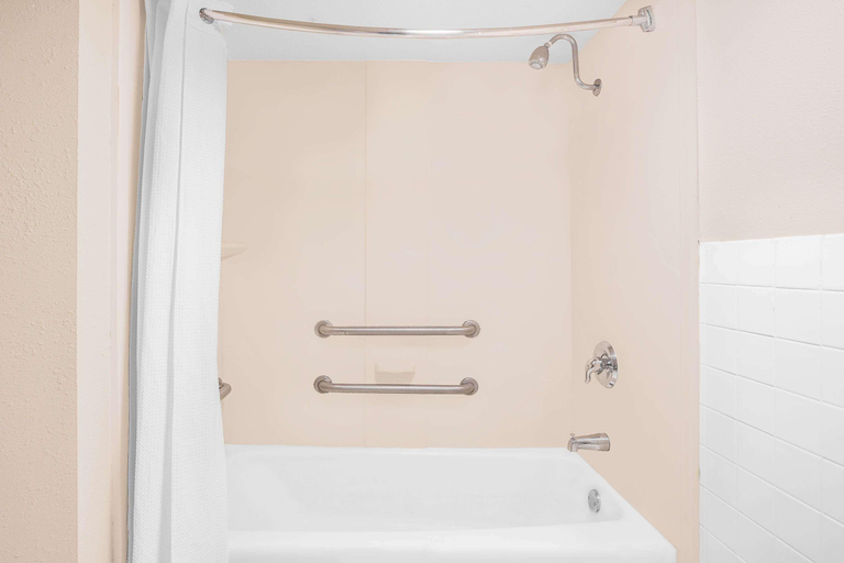 Bathroom 4, Days Inn By Wyndham Attalla, Etowah
