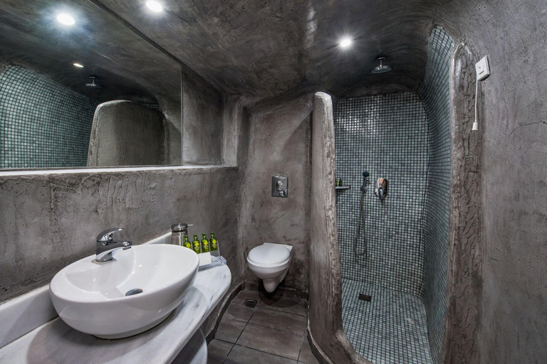 Bathroom 4, Hotel Katerina's Castle, South Aegean